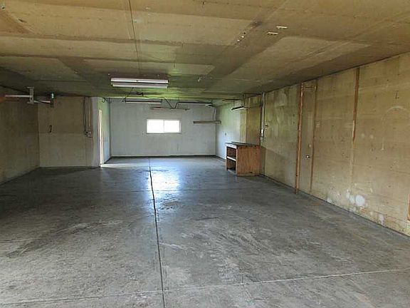 3rd image of 3193 County Road 10