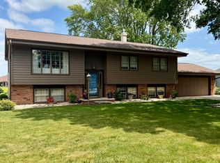 403 11th St NE, Clarion, IA 50525