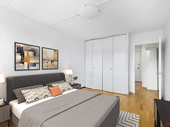 4th image of 301 W 110th St APT 7M