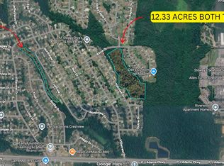 Alicia Dr, Crestview, FL 32536
