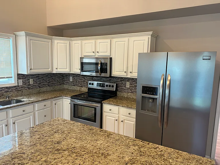 10006 Spring Gate Dr — Photo 6