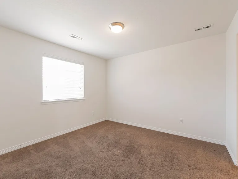 14776 Oslo Ave — Photo 18