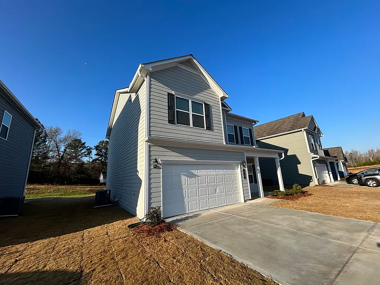 15 Longbrook Dr — Photo 3