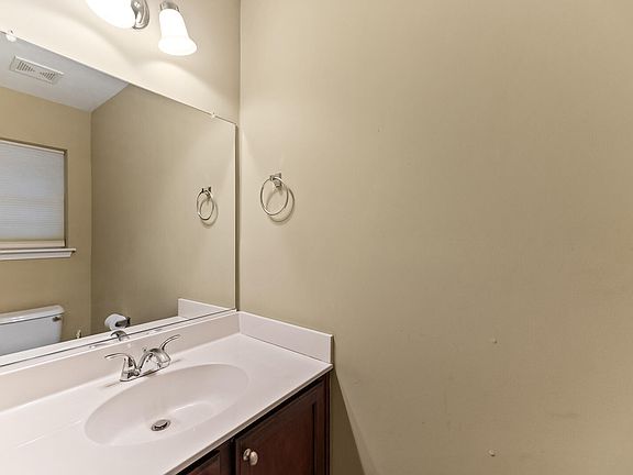 5th image of 8877 Gable St