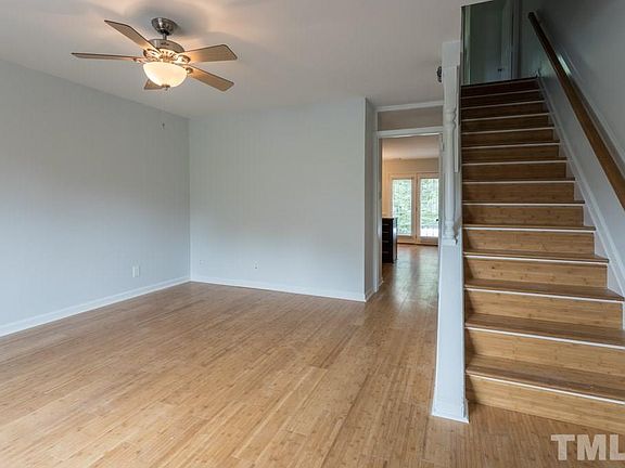 3rd image of 2627 Hitchcock Dr