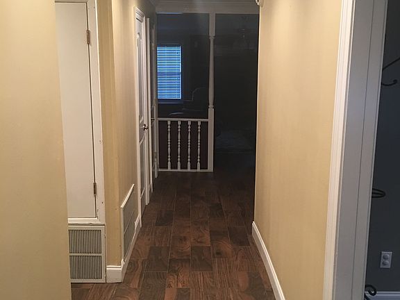 5th image of 2114 Crestwood Dr
