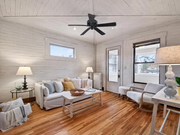 722 Grand Ave APT B, Saint Paul, MN 55105