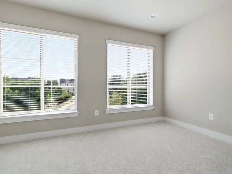 14566 Lake Vista Dr — Photo 16