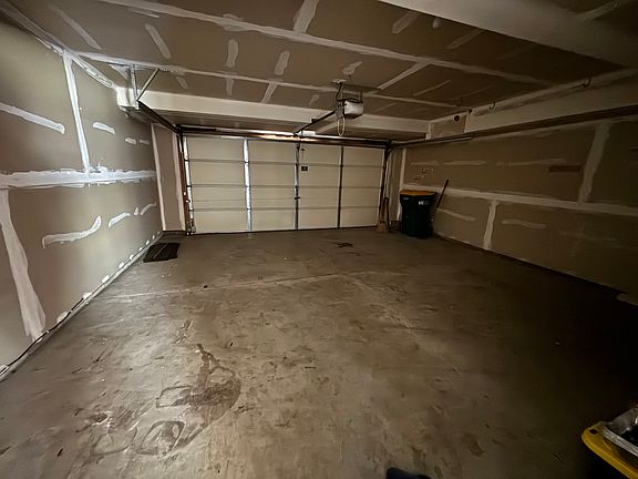 5th image of 41973 Milton Dr