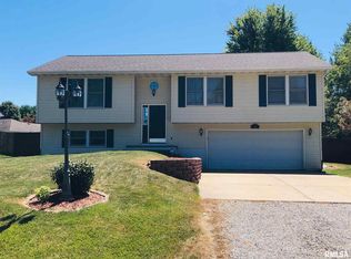 1616 Highview Rd, East Peoria, IL 61611