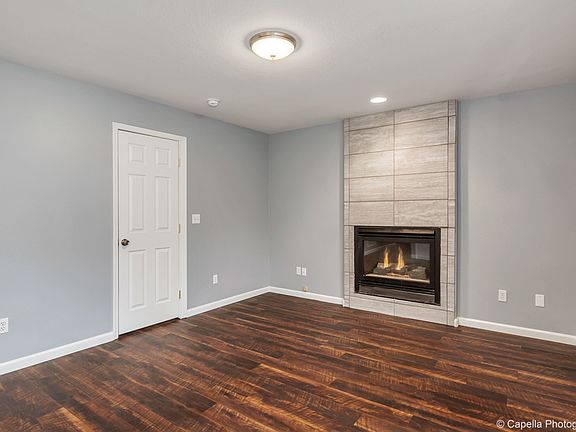 2nd image of 453 SE 72nd Ave
