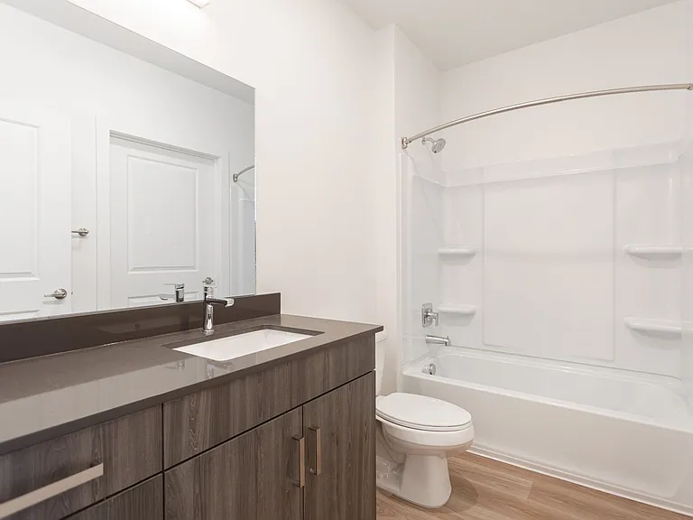 Wasatch View Apartments — Photo 37