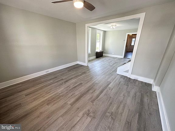 4th image of 214 Morris St