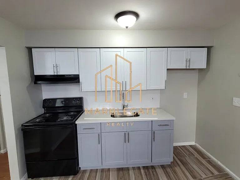 270 Stuyvesant Ave #2B — Photo 1