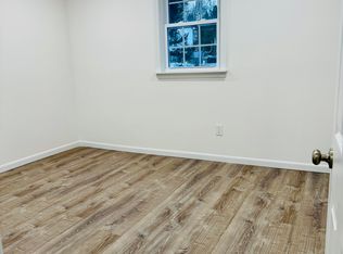 3 Tanglewood Dr UNIT B, Hamden, CT 06518