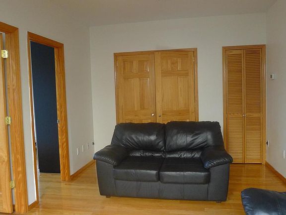 2nd image of 4828 41st St APT 3F