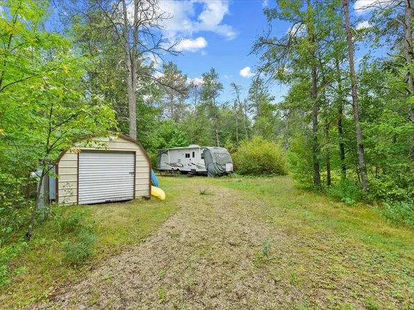 N7141 Mickey Rd, Crivitz, WI 54114