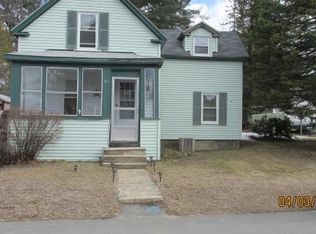 10 Florence St, Derry, NH 03038
