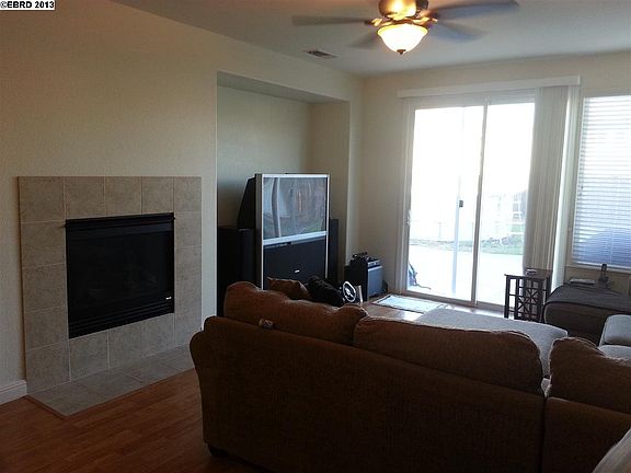 5th image of 224 Tahoe Ct