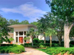 139 Point Ln, Saint Simons Island, GA 31522