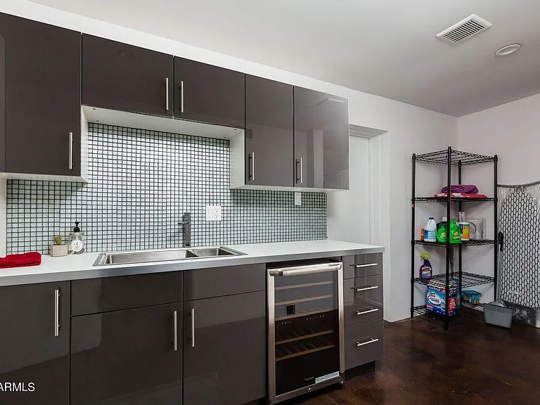 5002 N 38th Pl — Photo 24
