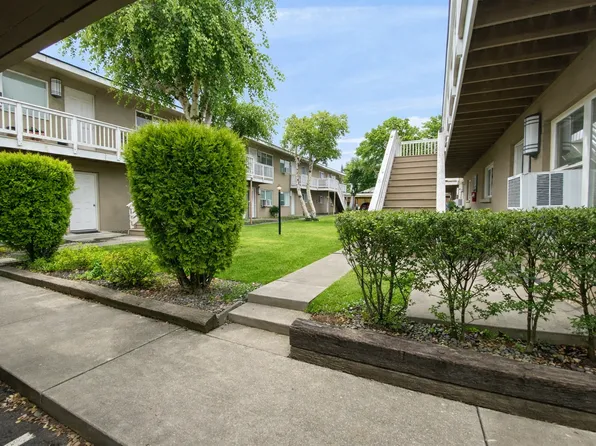 4004 W Walnut St #4, Yakima, WA 98908