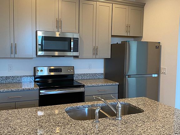 4th image of 16024 Micelli Dr #1