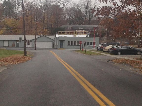 4th image of 24 Franklin Ave