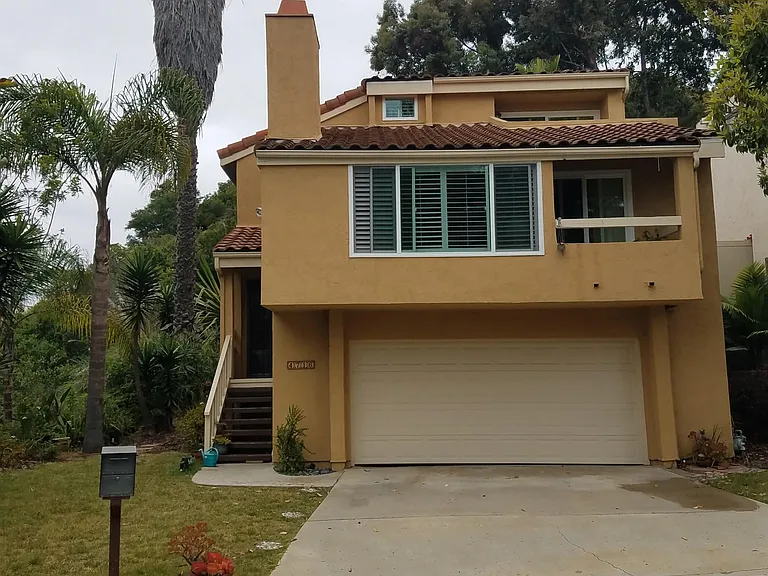 4716 Edison St — Photo 1
