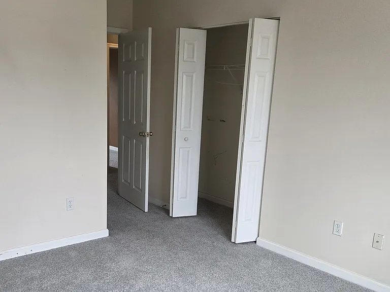 138 Rosie Dr — Photo 5