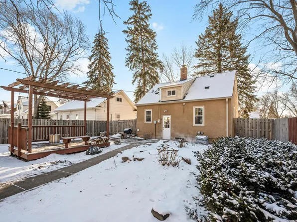5010 42nd Ave N, Robbinsdale, MN 55422