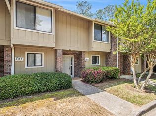 2151 Palmyra Dr SE, Marietta, GA 30067