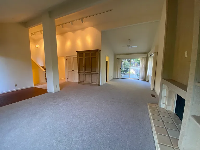 104 White Oaks Ln — Photo 9