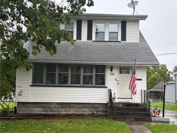 118 E Woodland Ave, Columbiana, OH 44408
