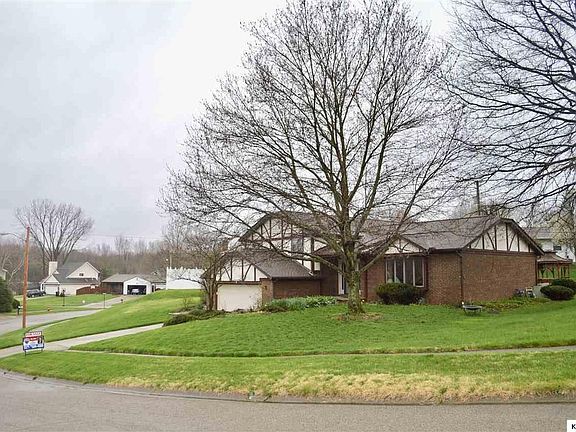 2nd image of 5 Buckingham Ct