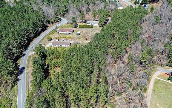 3rd image of 5138 Hurricane Hill Rd