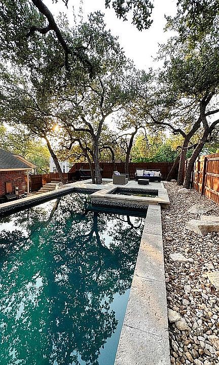1st image of 4000 Canyon Glen Cir