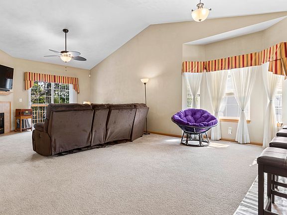 4th image of 11823 River Hills Pkwy #14