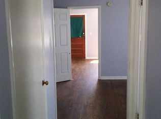 402 E Snider St APT 3, Carbondale, IL 62901