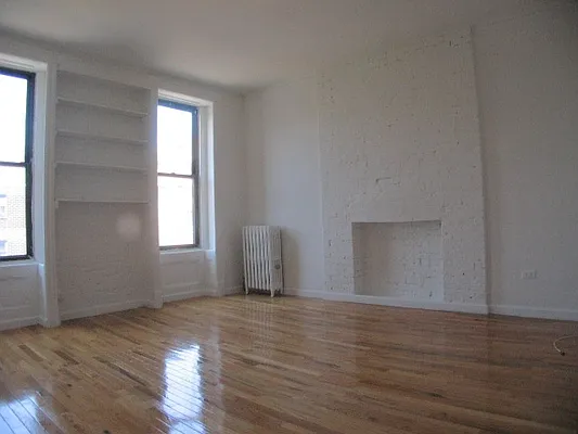 Rented by DSA Realty | media 75