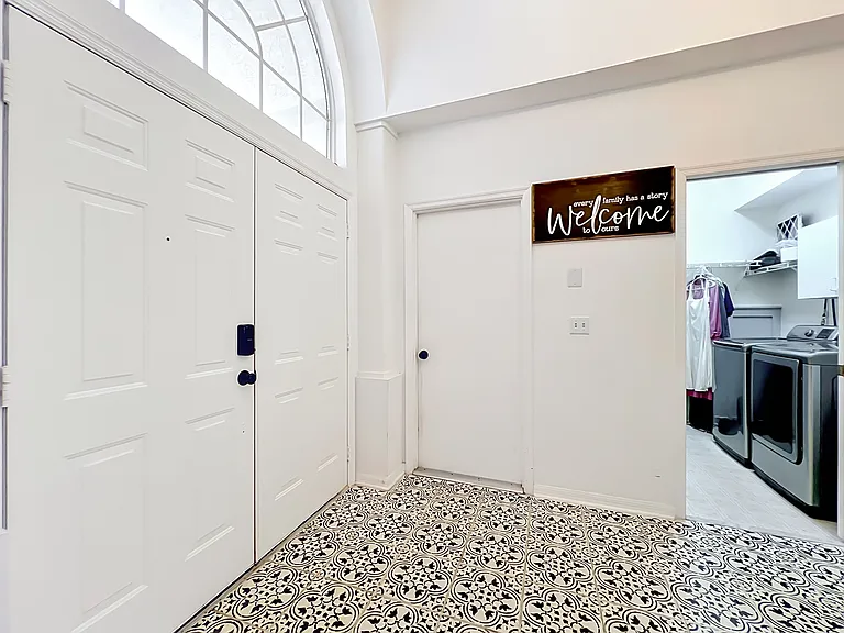 2125 Emerald Green Cir — Photo 13