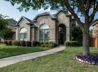 519 Water Oak Dr, Garland, TX 75044