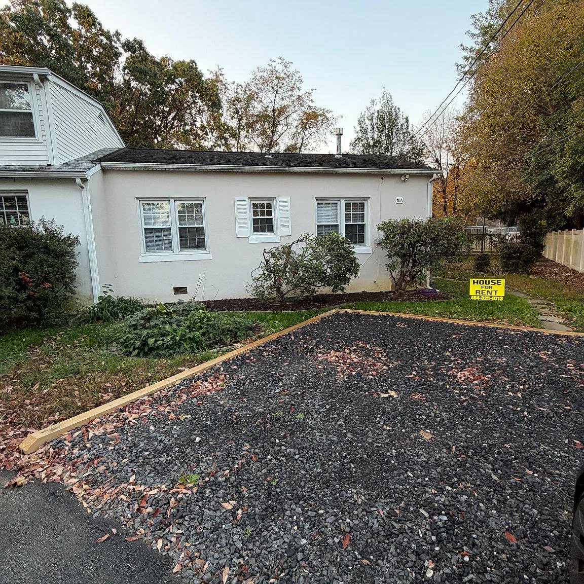 2 bed, 1.0 bath, 775 sqft, $2,250 — Photo 1
