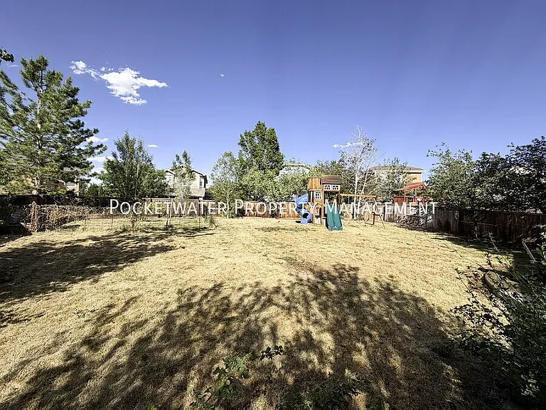 2127 Mountain Iris Dr — Photo 23