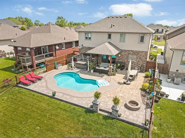 202 Summer St, Lakeshore, ON N8L 0G6