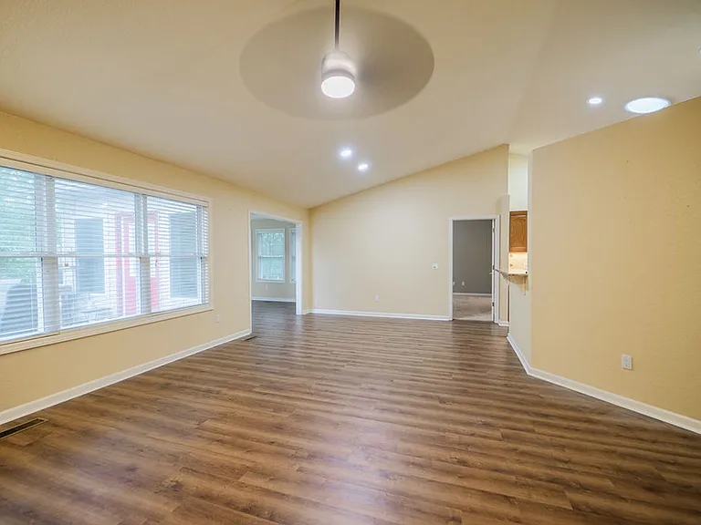 63 Sergio Way — Photo 4