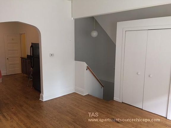 2nd image of 2616 N Marshfield Avenue # Second Floor
