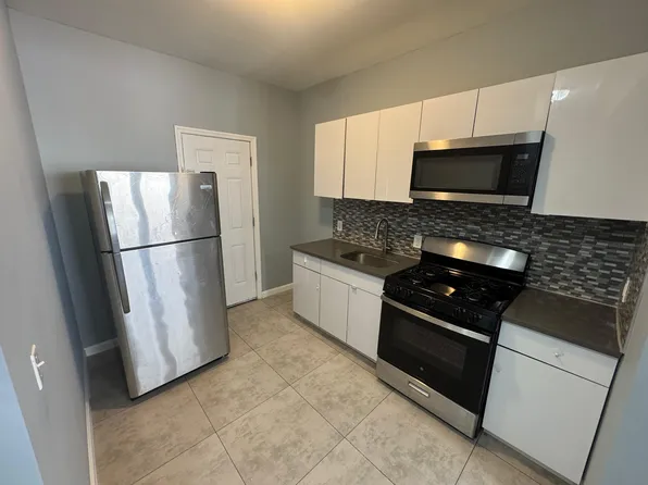 302 Halsted St, East Orange, NJ