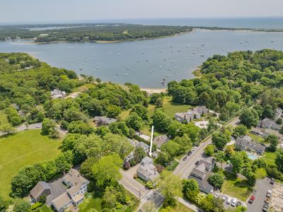 5 Putnam, Cotuit, MA, 02635