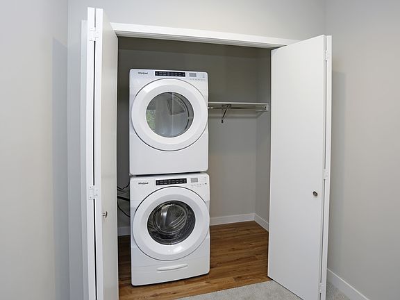 2nd image of 2411 2nd St NE #10